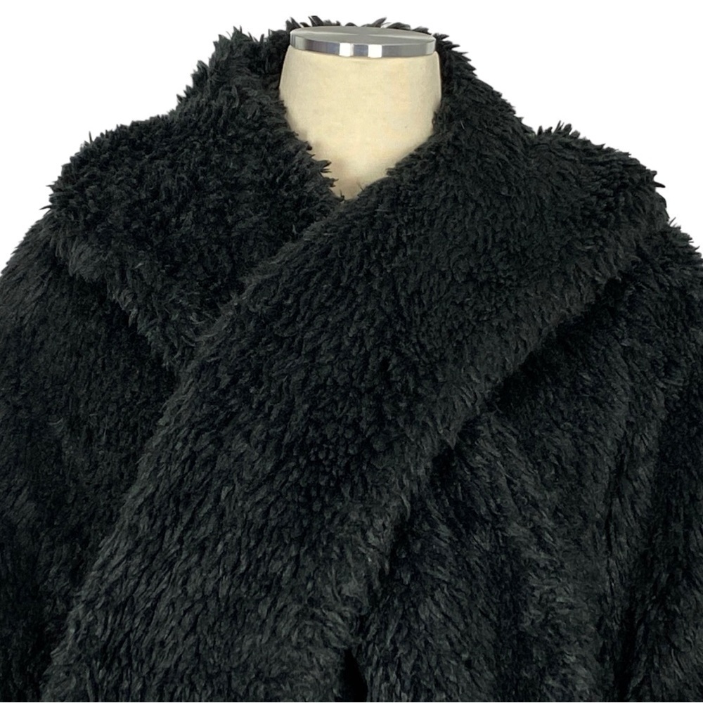 Dawn Levy Tabitha Faux Fur Coat - Picture 4 of 16